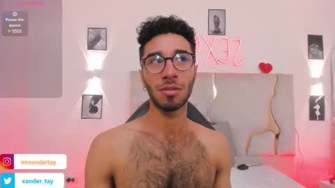 ISSANDER online show from March 2025 09:46:02 PM