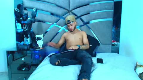 Xanderstone online show from June 2026 09:25:02 PM