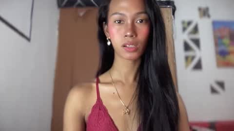 Snapshot of xandraluxe_xoxo chatting on February 2026 01:17:01 AM Cassandra online show from February 2026 01:17:01 AM