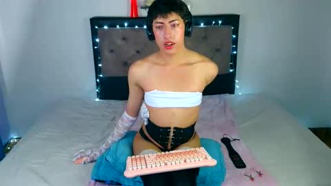 xangel__dustx online show from January 2026 06:22:02 PM