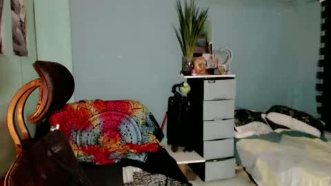 Snapshot of xangel_redx chatting on November 2025 11:43:02 AM ANGEL online show from November 2025 11:43:02 AM