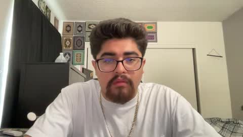 xavier_1169 online show from September 2025 04:09:05 PM