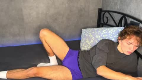 Snapshot of xavier_200 chatting on November 2025 08:09:01 AM Xavier PVT open online show from November 2025 08:09:01 AM