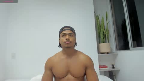 Xavier online show from November 2025 12:24:01 AM