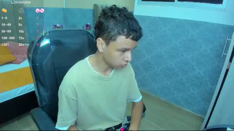 xavier fox   online show from November 2025 12:27:02 PM