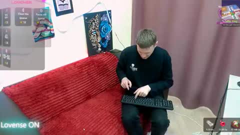 xavier_night81 online show from December 2025 11:14:02 AM