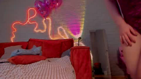 Snapshot of xbetty_coyx chatting on February 2025 12:52:02 PM Betty online show from February 2025 12:52:02 PM