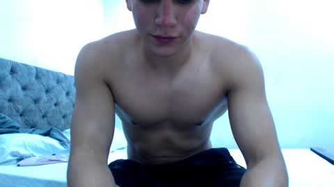 max online show from October 2025 09:23:01 PM