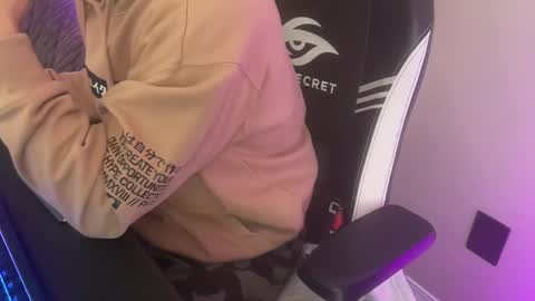 Snapshot of xburst chatting on December 2024 06:04:02 PM xburst online show from December 2024 06:04:02 PM