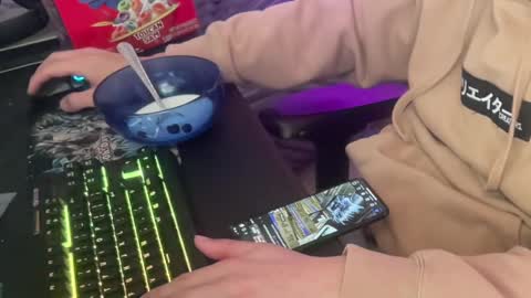 Snapshot of xburst chatting on February 2025 09:42:01 PM xburst online show from February 2025 09:42:01 PM