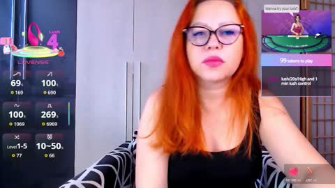 Snapshot of xcleo chatting on November 2025 09:10:01 AM Cleo online show from November 2025 09:10:01 AM