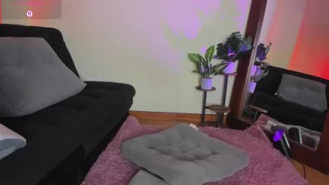 Kanae. online show from November 2025 12:33:01 AM