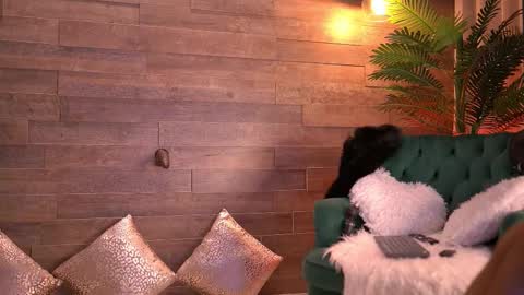 Snapshot of xenabloom chatting on February 2026 03:45:02 AM Xena online show from February 2026 03:45:02 AM