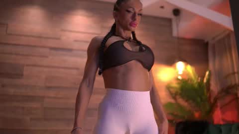 Snapshot of xenabloom chatting on March 2026 04:25:01 PM Xena online show from March 2026 04:25:01 PM