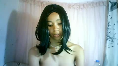 Snapshot of xenna610827 chatting on January 2025 01:33:02 PM xenna610827 online show from January 2025 01:33:02 PM