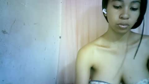 Snapshot of xenna610827 chatting on January 2025 10:27:01 AM xenna610827 online show from January 2025 10:27:01 AM