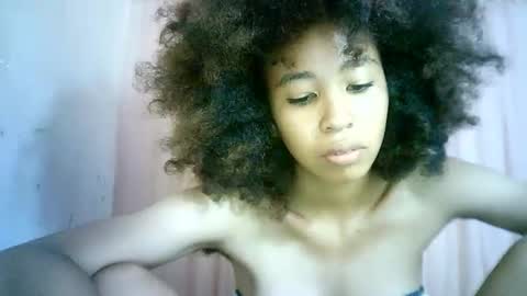 Snapshot of xenna610827 chatting on February 2025 07:40:01 AM xenna610827 online show from February 2025 07:40:01 AM