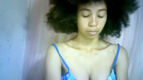 Snapshot of xenna610827 chatting on February 2025 11:17:01 PM xenna610827 online show from February 2025 11:17:01 PM