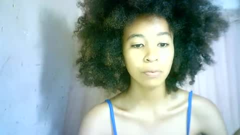 Snapshot of xenna610827 chatting on February 2025 05:19:02 PM xenna610827 online show from February 2025 05:19:02 PM