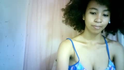 Snapshot of xenna610827 chatting on February 2025 08:55:01 AM xenna610827 online show from February 2025 08:55:01 AM