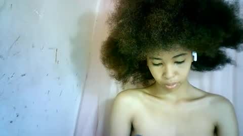 Snapshot of xenna610827 chatting on February 2025 06:15:02 AM xenna610827 online show from February 2025 06:15:02 AM