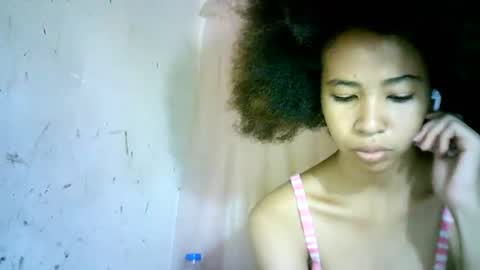 Snapshot of xenna610827 chatting on February 2025 02:24:02 PM xenna610827 online show from February 2025 02:24:02 PM