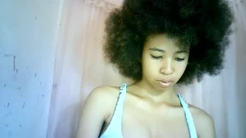 Snapshot of xenna610827 chatting on February 2025 05:31:02 AM xenna610827 online show from February 2025 05:31:02 AM