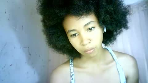 Snapshot of xenna610827 chatting on February 2025 03:37:02 PM xenna610827 online show from February 2025 03:37:02 PM