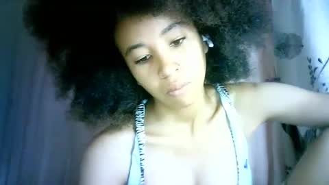 Snapshot of xenna610827 chatting on March 2025 07:12:02 PM xenna610827 online show from March 2025 07:12:02 PM