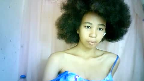 Snapshot of xenna610827 chatting on March 2025 08:13:01 AM xenna610827 online show from March 2025 08:13:01 AM