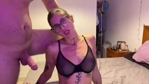 Snapshot of xesfinge chatting on December 2024 07:23:01 PM xesfinge online show from December 2024 07:23:01 PM