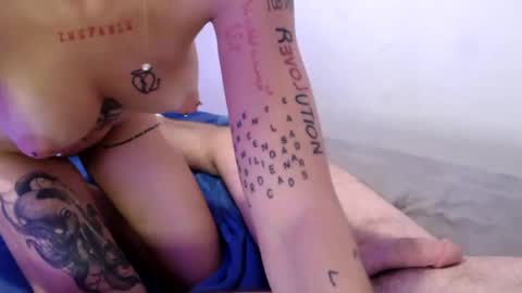 Snapshot of xesfinge chatting on December 2024 05:23:02 PM xesfinge online show from December 2024 05:23:02 PM