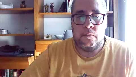 xevi1974 online show from September 2025 02:38:02 PM