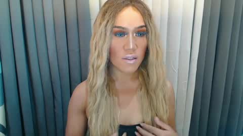 Snapshot of xhugejerkingtransx chatting on December 2024 06:54:02 PM GWEN THOMPSON .......   online show from December 2024 06:54:02 PM