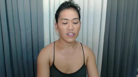 Snapshot of xhugejerkingtransx chatting on December 2024 05:18:02 AM GWEN THOMPSON .......   online show from December 2024 05:18:02 AM