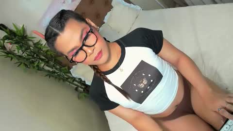 Xia Addison online show from November 2025 02:34:01 AM