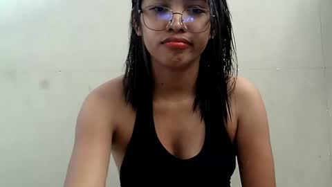 Snapshot of xiaomeee chatting on October 2025 12:07:01 AM xiaomeee online show from October 2025 12:07:01 AM