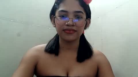 Snapshot of xiaomeee chatting on October 2025 12:07:02 AM xiaomeee online show from October 2025 12:07:02 AM