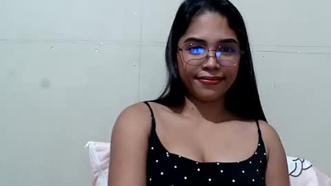 Snapshot of xiaomeee chatting on October 2025 09:35:02 AM xiaomeee online show from October 2025 09:35:02 AM