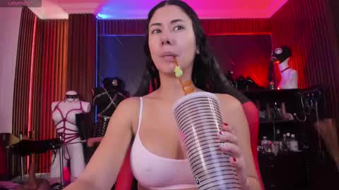 XiaQueen   I M online show from March 2026 12:31:02 PM