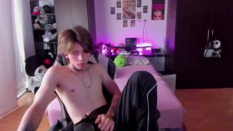 xIce Boy online show from March 2026 03:19:02 PM