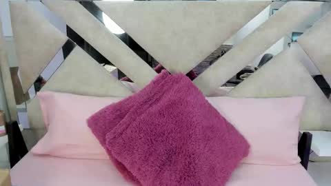 Xime  online show from January 2026 03:10:01 AM