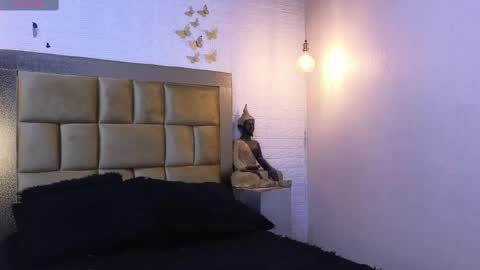 ximena online show from October 2025 09:45:01 PM