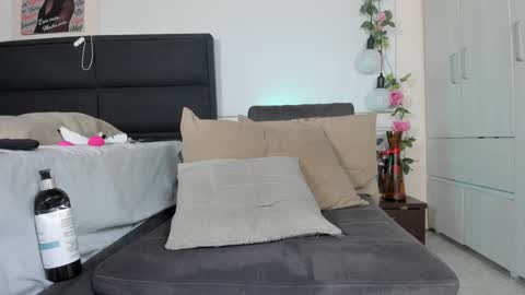 ximtia online show from February 2025 04:47:01 PM