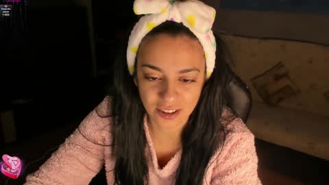 Snapshot of xlaracroftx chatting on December 2024 10:39:01 PM Lara online show from December 2024 10:39:01 PM