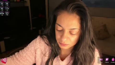 Snapshot of xlaracroftx chatting on December 2024 01:18:01 AM Lara online show from December 2024 01:18:01 AM