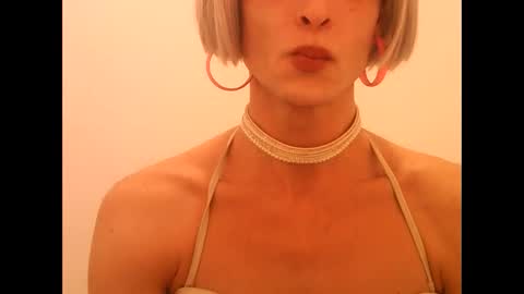 Wendy online show from December 2025 07:30:02 PM