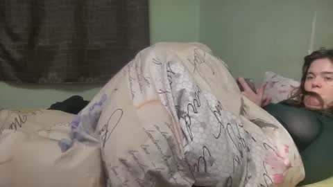 Luna online show from November 2025 05:47:01 PM