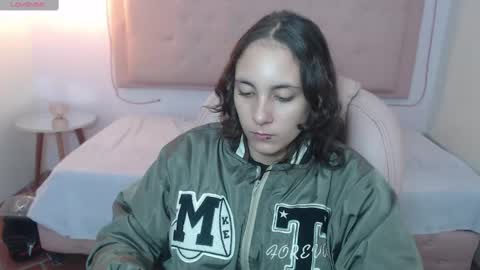 lunna online show from March 2025 12:20:01 PM