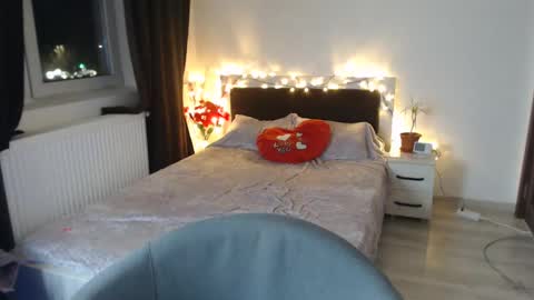 Magic Panther online show from December 2024 11:07:02 PM